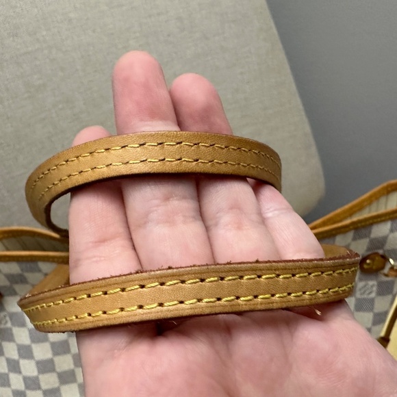 LV Neverfull MM Damier Azure Rose Beige - Picture 8 of 16
